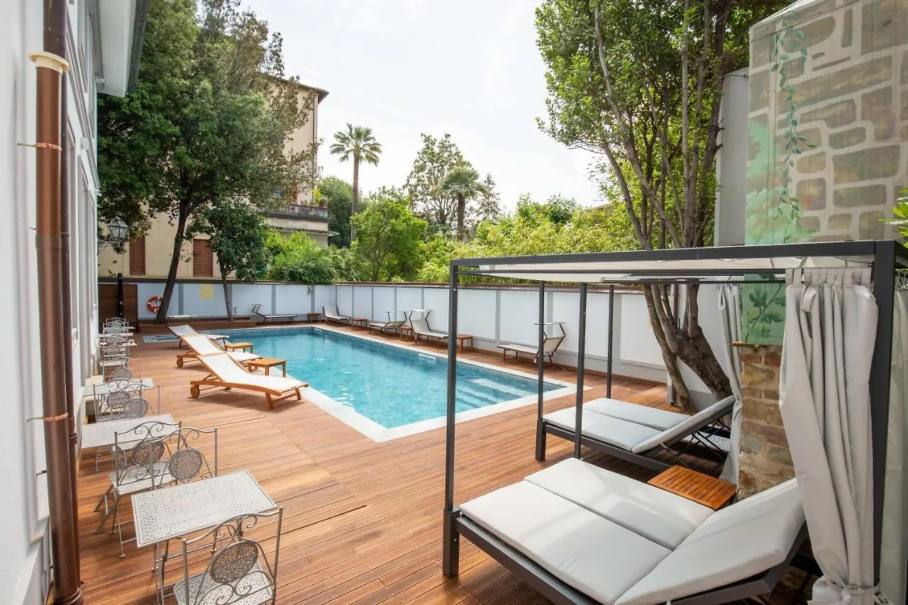 Villa Tortorelli Florence 3*,  Italy
