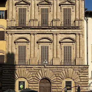 Palazzo Uguccioni Apartamento